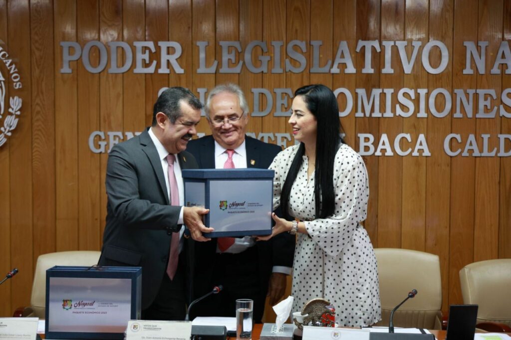 Recibe Cámara de Diputados paquete económico del 2023