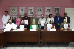 Firma Congreso convenio para consultar a personas con discapacidad