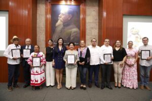 Reconoce Poder Legislativo talento de distinguidos nayaritas