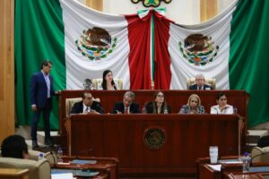 Comparecen ante Congreso funcionarios de la Educación, Empleo y el Campo