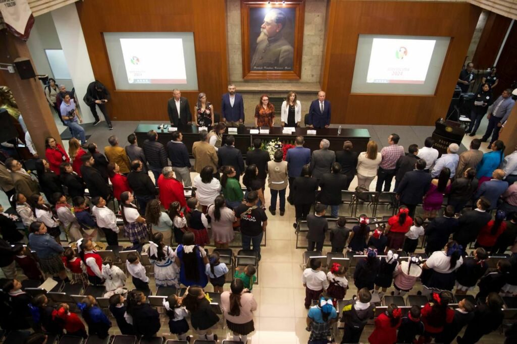 Realiza Congreso exitoso Concurso Estatal de Oratoria Juan Escutia 