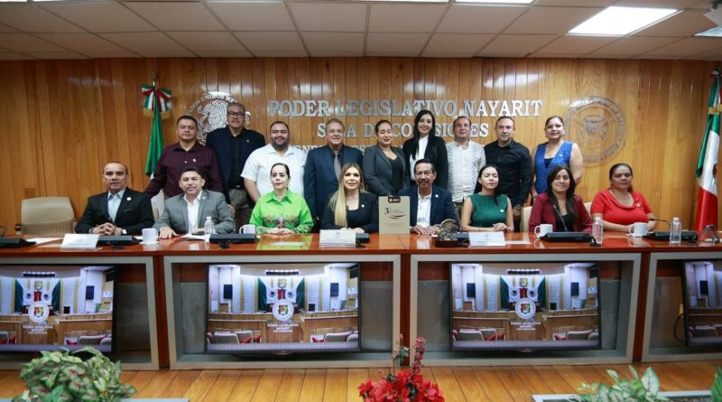 Recibe Congreso Tercer Informe de Gobierno