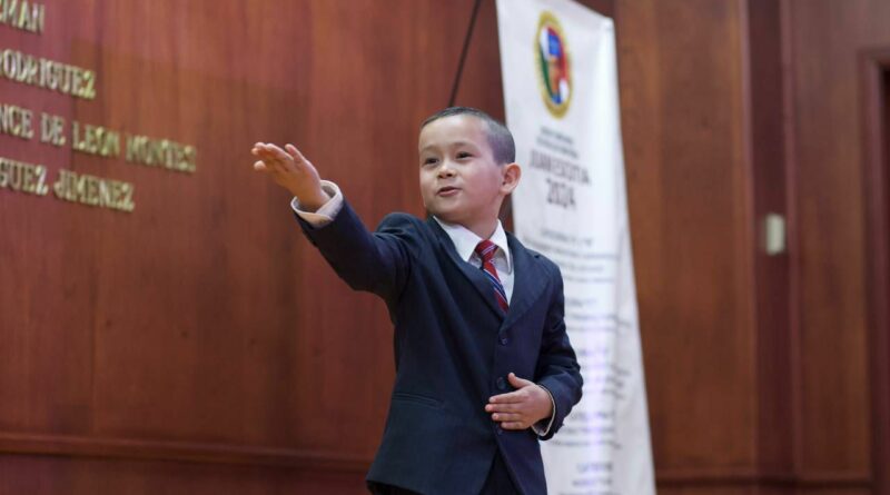 Participa en el Concurso Estatal de Oratoria Juan Escutia 2025