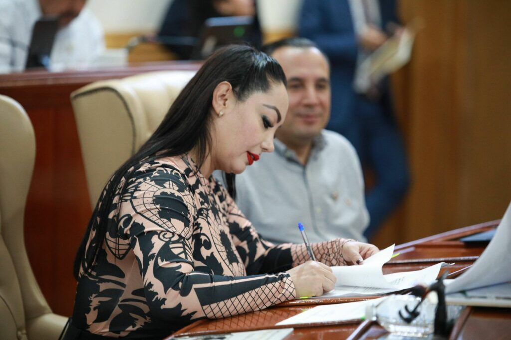 Plantean reformas clave en justicia penal e igualdad para mujeres en Nayarit