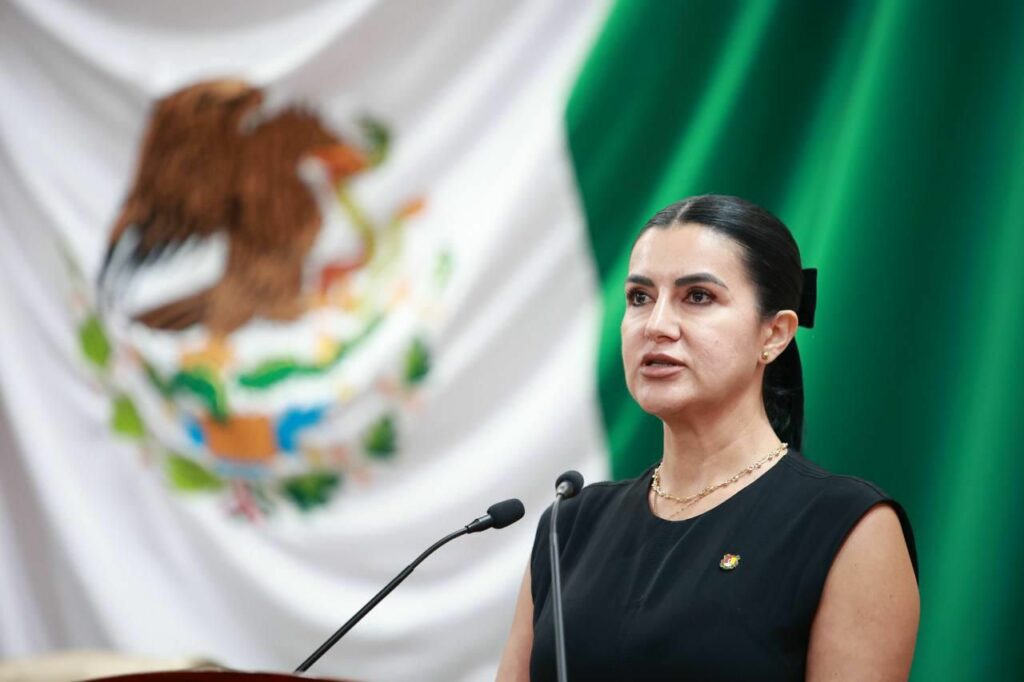 Comparecen ante el Congreso funcionarios de Movilidad y Medio Ambiente 