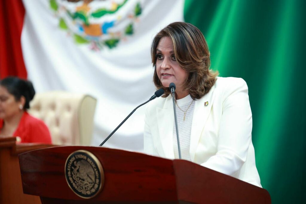 Comparecen ante Congreso titulares de Educación y Salud 