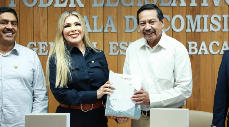 Recibe el Poder Legislativo el Paquete Económico para el 2026