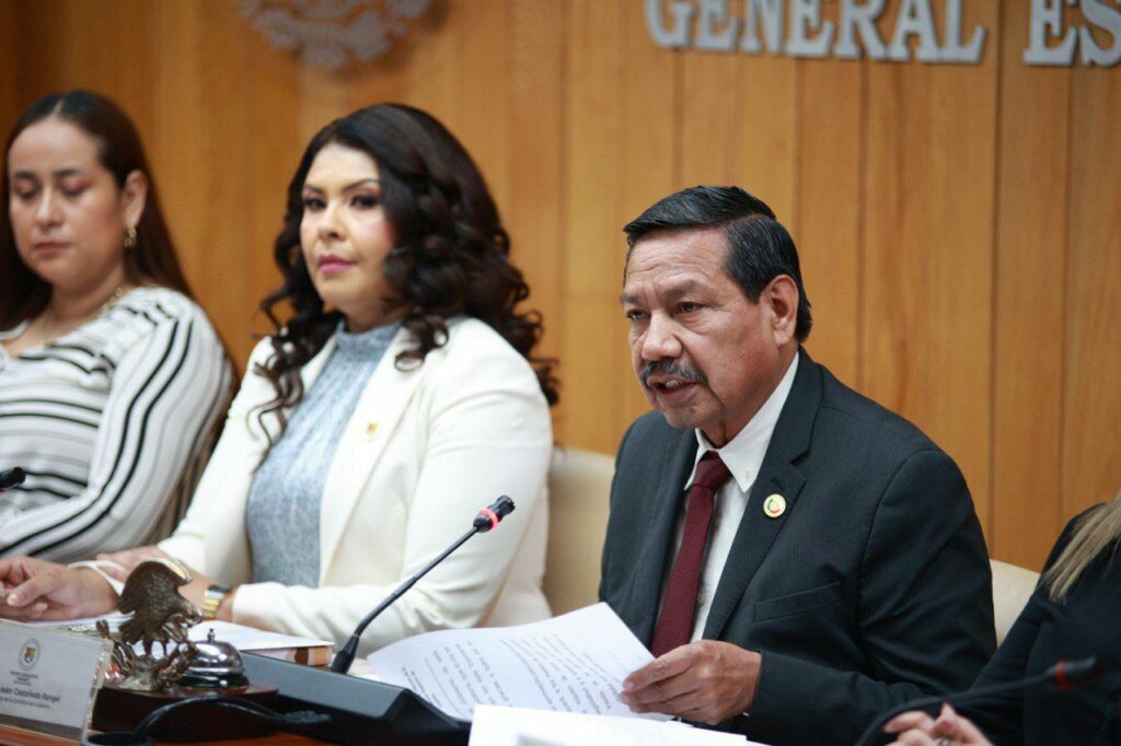 Reciben diputadas y diputados informe del Poder Judicial