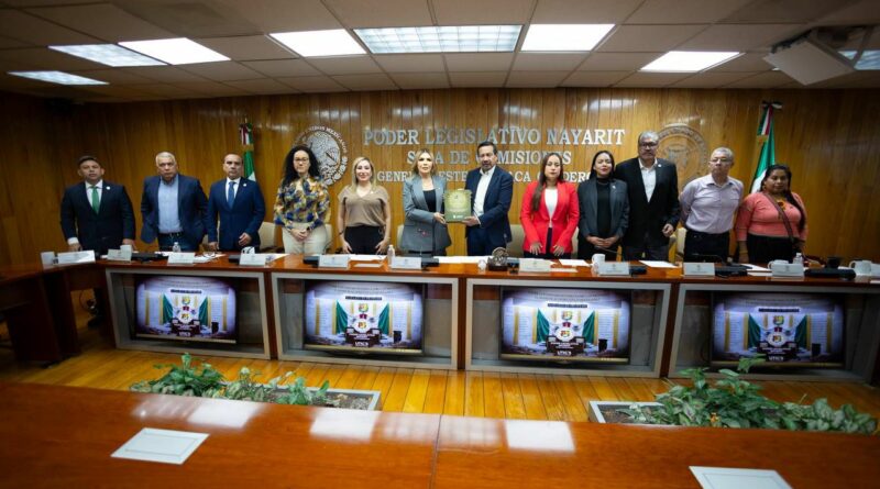 Recibe Cámara de Diputados el IV Informe de Gobierno