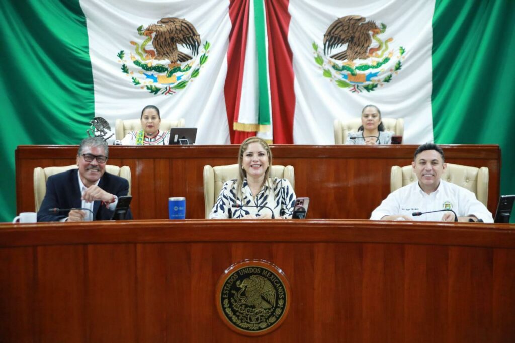 Inicia Congreso revisión del Cuarto Informe de Gobierno 