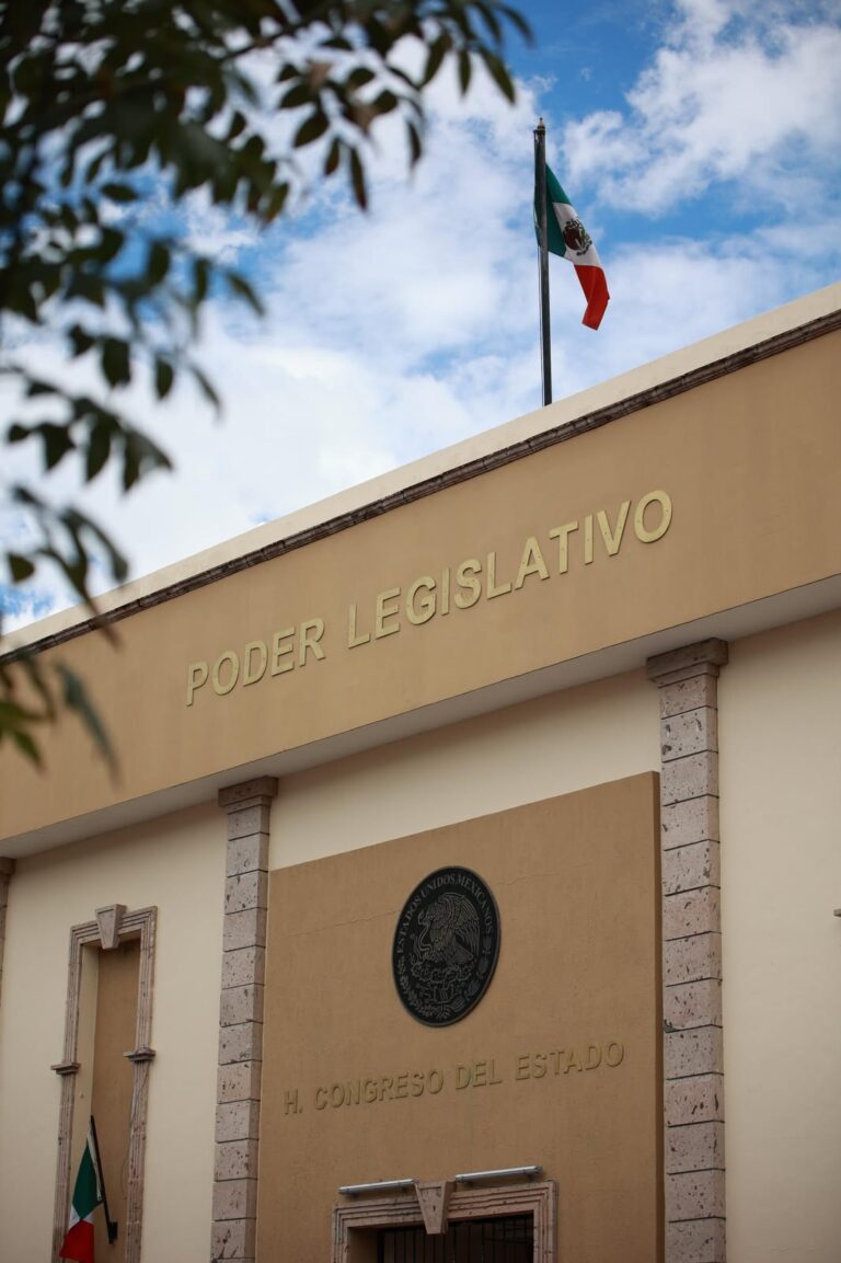 Con 17 aspirantes concluye registro para la Fiscalía General de Nayarit