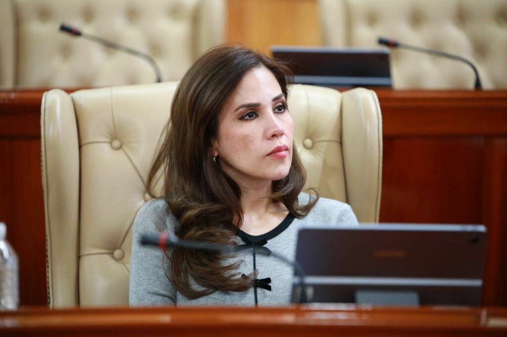 Define Congreso mesa directiva del segundo periodo de sesiones  