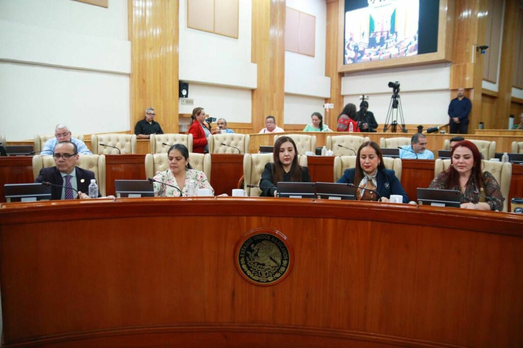 Aprueba Congreso reforma para fortalecer atención a familias vulnerables