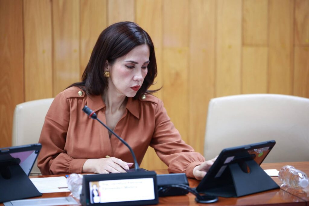 Aprueban lista de aspirantes a evaluación y entrevistas