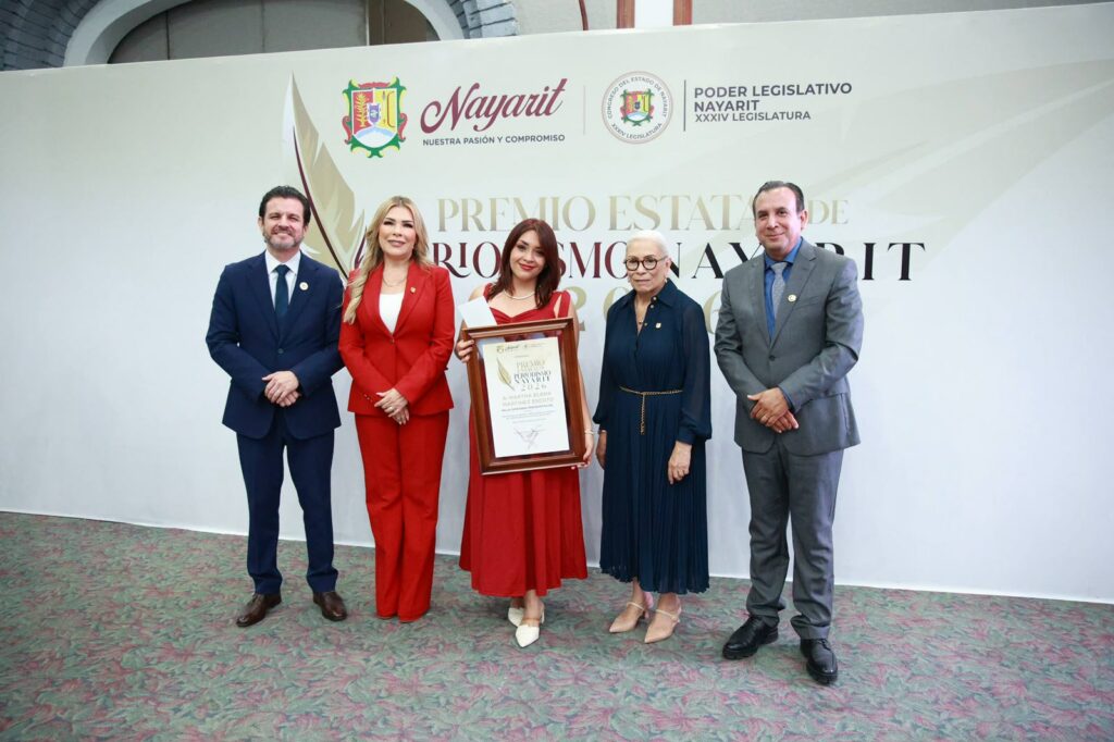 Nayarit reconoce a sus periodistas
