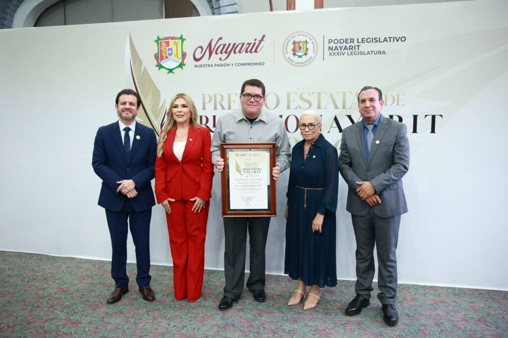 Nayarit reconoce a sus periodistas