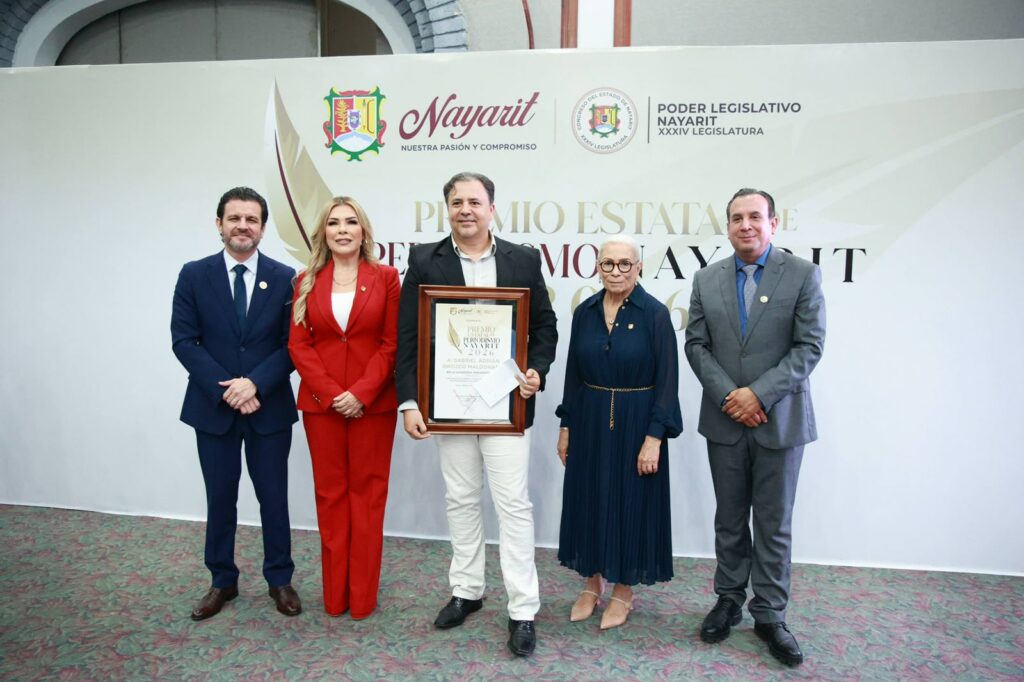 Nayarit reconoce a sus periodistas