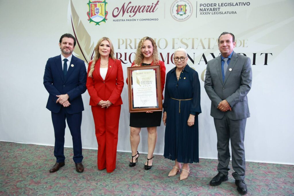 Nayarit reconoce a sus periodistas