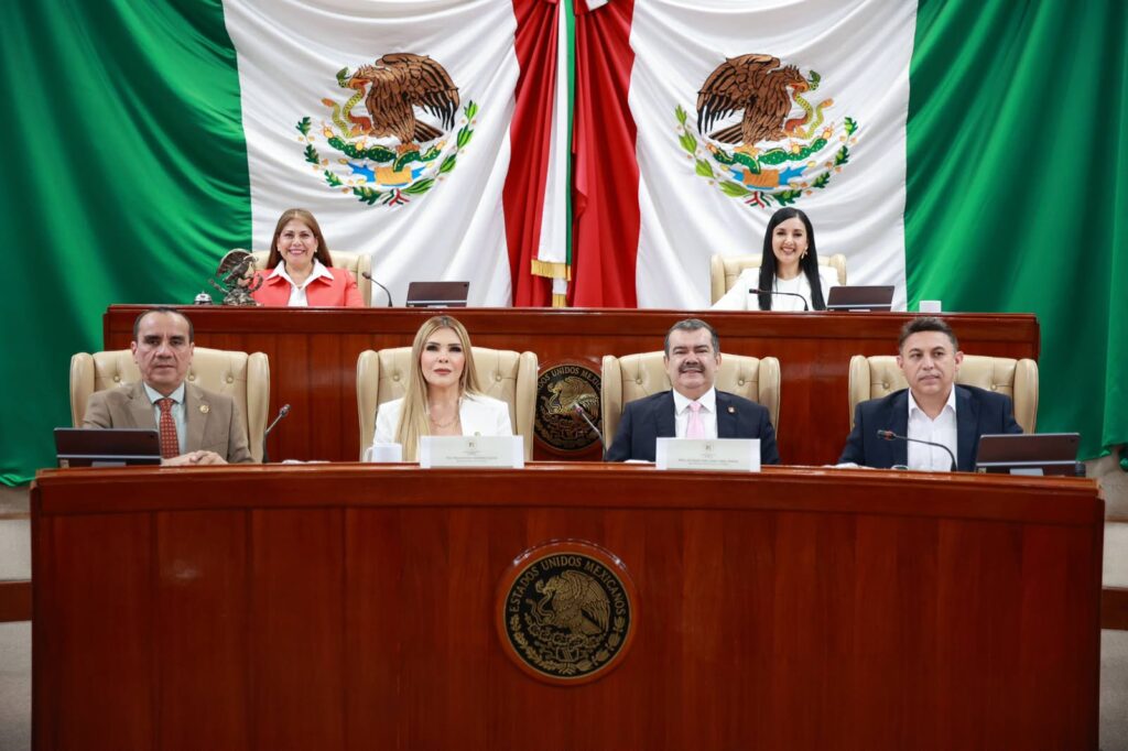 Evalúa Congreso resultados del Quinto Informe de Gobierno