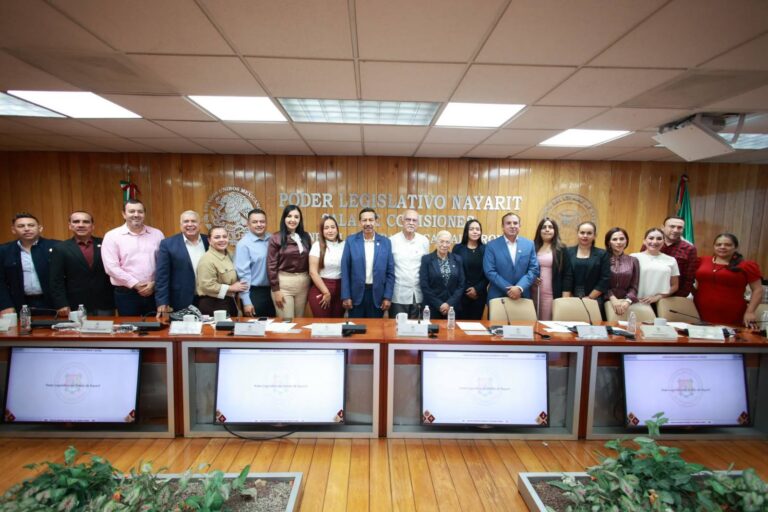 Respalda Congreso continuidad de programas sociales del DIF Nayarit