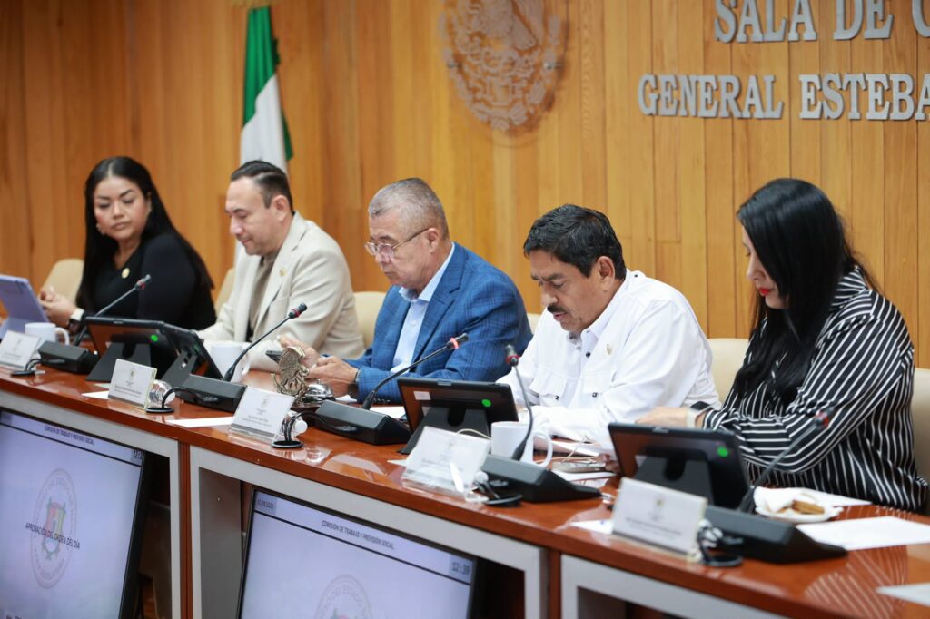 Avanza en el Congreso procesos de justicia laboral e igualdad municipal