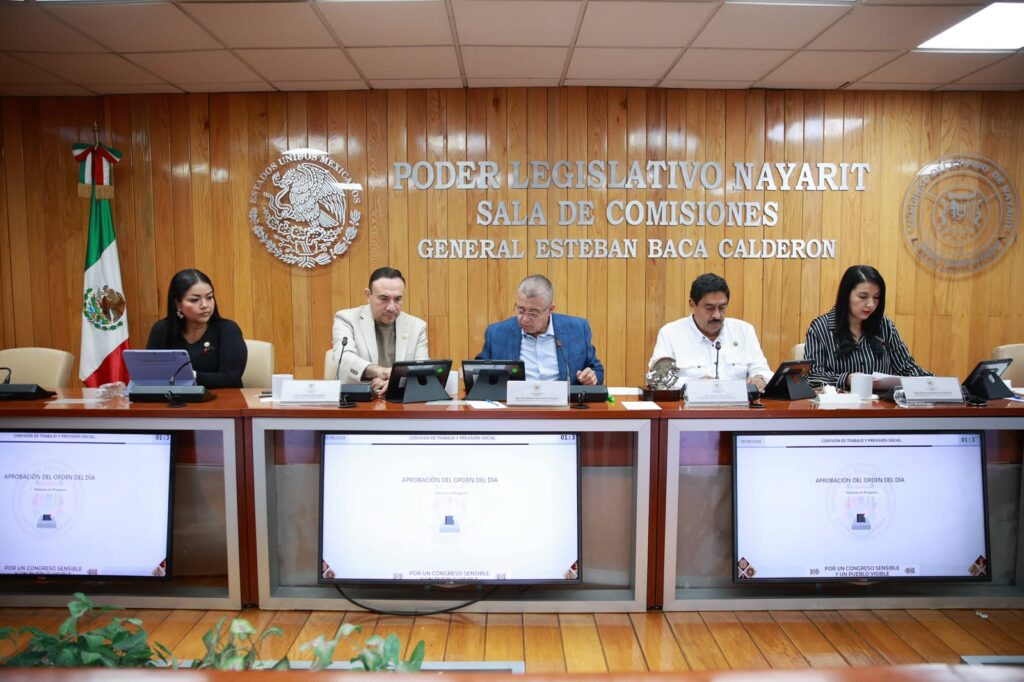 Avanza en el Congreso procesos de justicia laboral e igualdad municipal